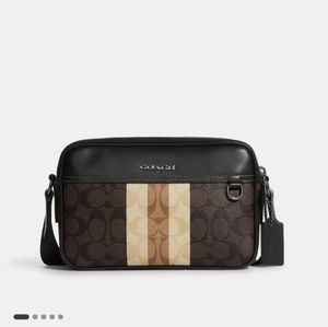 NWT Coach Graham Crossbody